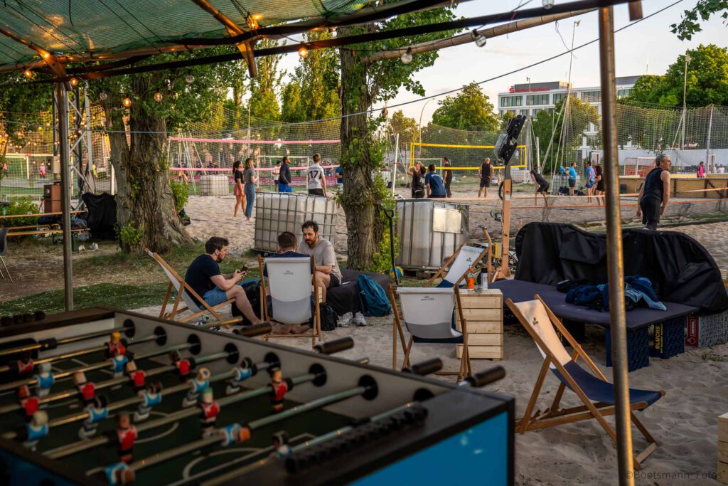 Anlage Playground Berlin Sommerabend